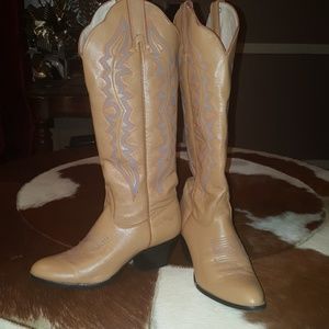 Vintage boots